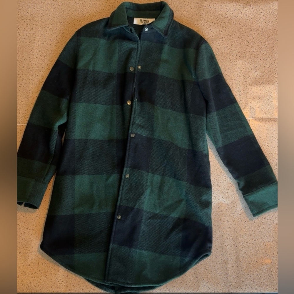 Women’s Steve Madden Green and Black Plaid oversized Jacket